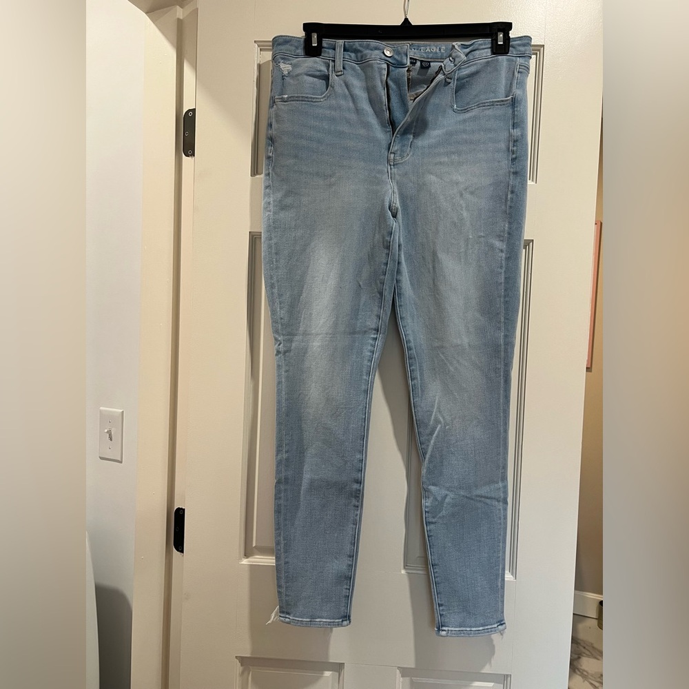American Eagle Outfitters Light Blue Skinny Jeans